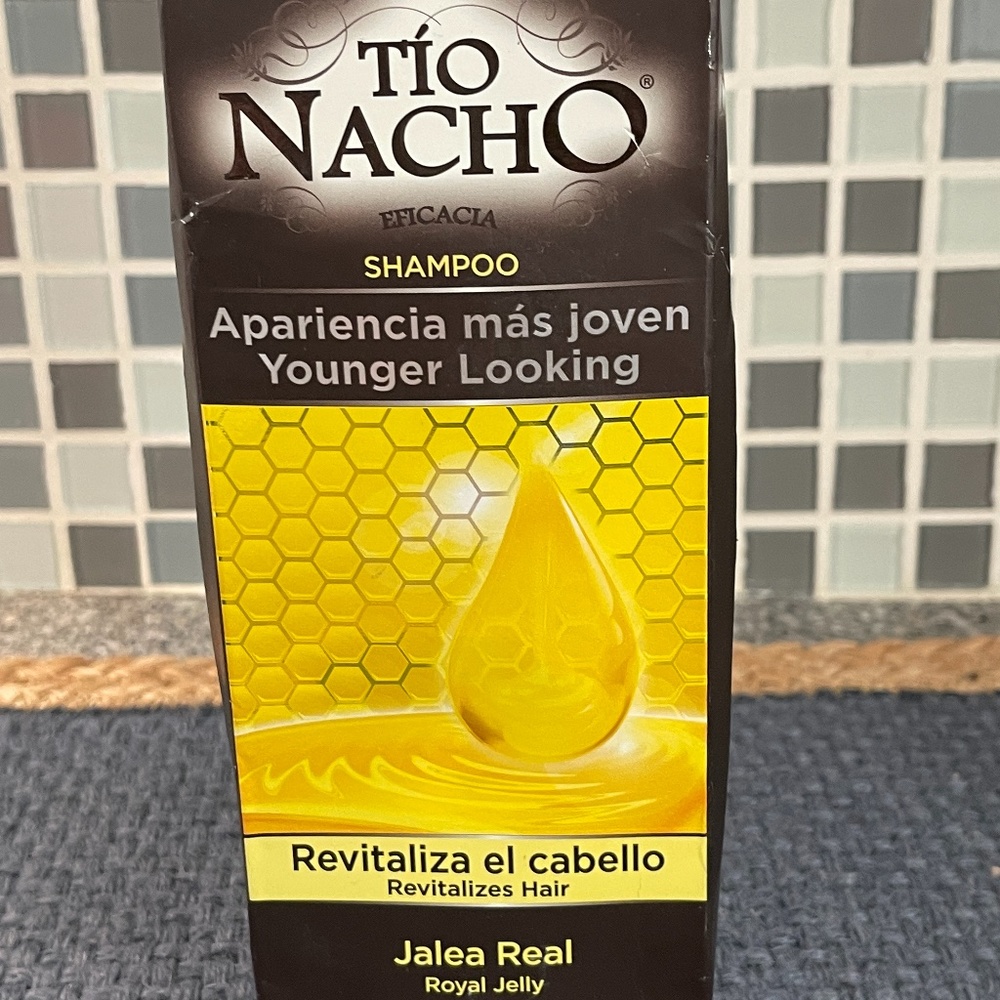 Tio Nacho shampoo Revitalizes Hair Royal Jelly